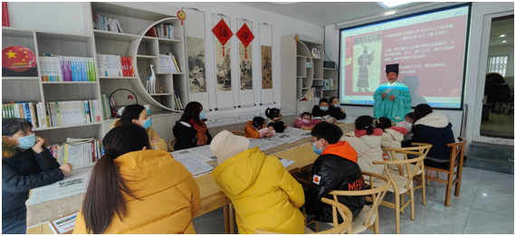 五块石街道福源社区开展“汉文化课堂”青少年汉服汉礼汉文化知识互动活动